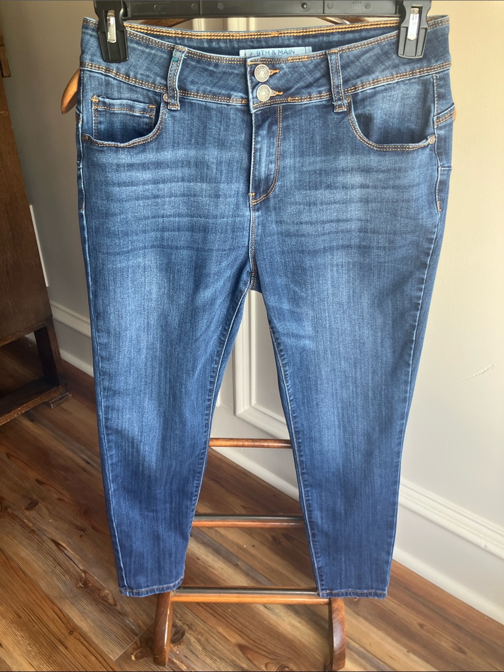 Women's Dark Blue Cropped Skinny Jeans